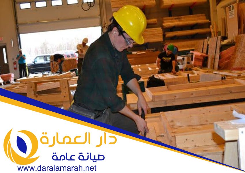 نجار في دبي